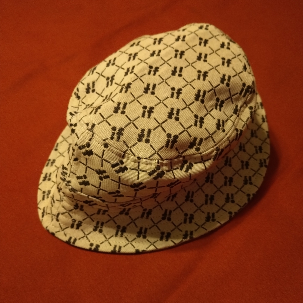 Head cabe - Picture 3 of 6